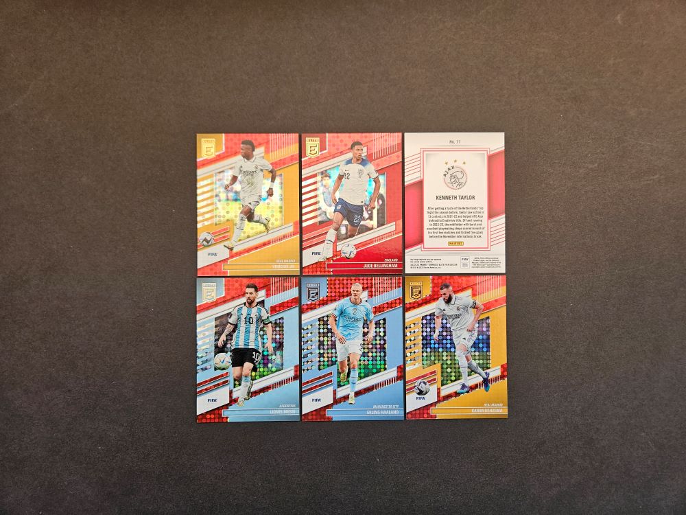 Panini: DONRUSS ELITE FIFA 2022-2023 (Red Disco parallels)