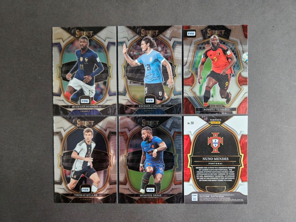 Panini: SELECT FIFA SOCCER 2022-2023 (Base)