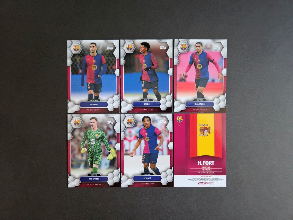 Topps: FC BARCELONA FAN SET 2024-2025 (base cards)